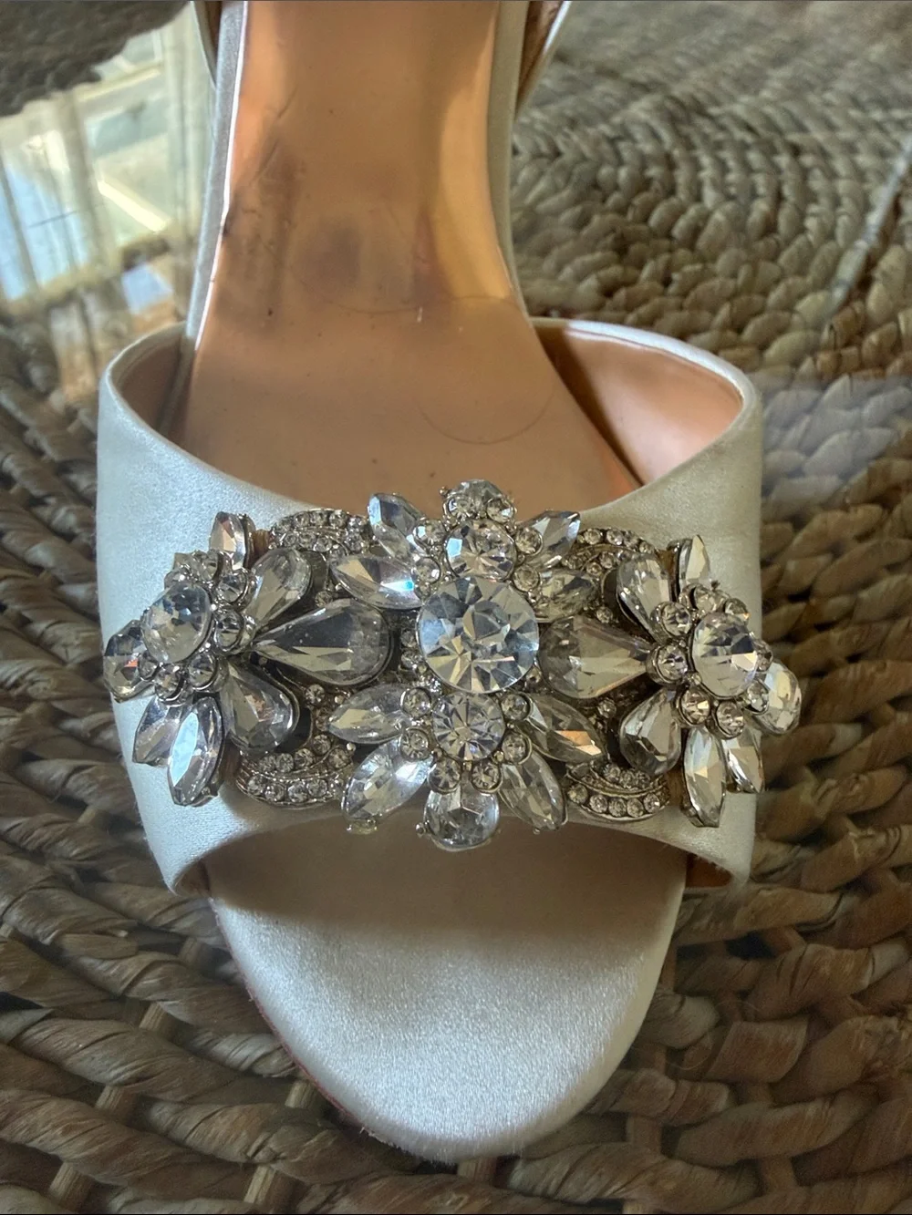 Badgley Mischka ivory satin